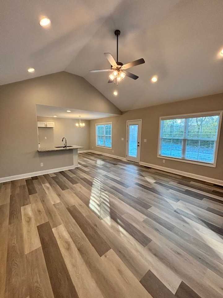 1146 Melody Ave - Photo 6 of 19