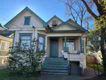 732 Chestnut Street - Photo 1 of 1