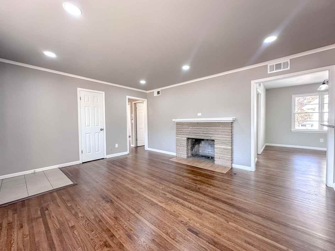 4004 S Toledo Ave - Photo 5 of 31