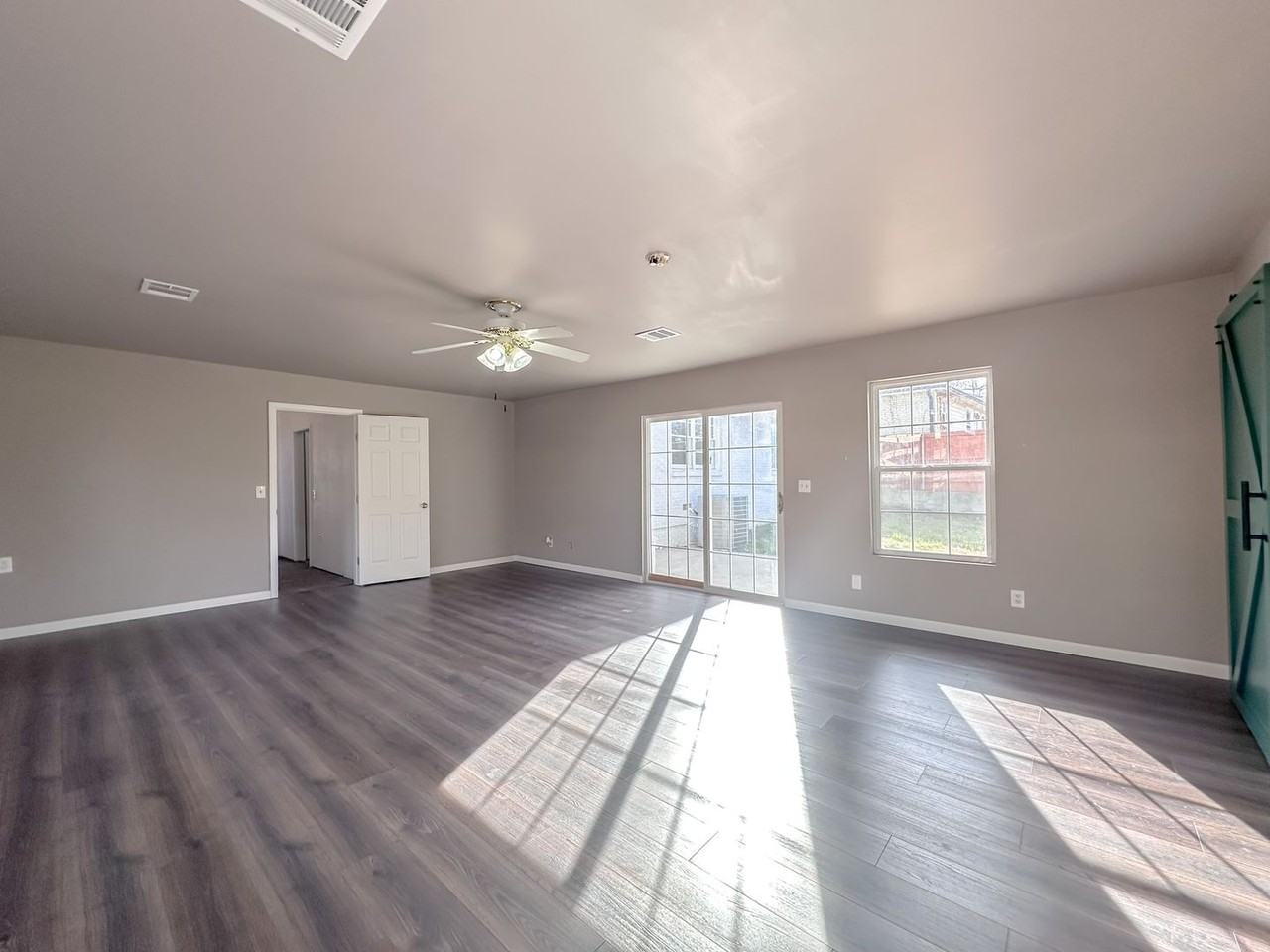 4004 S Toledo Ave - Photo 6 of 31