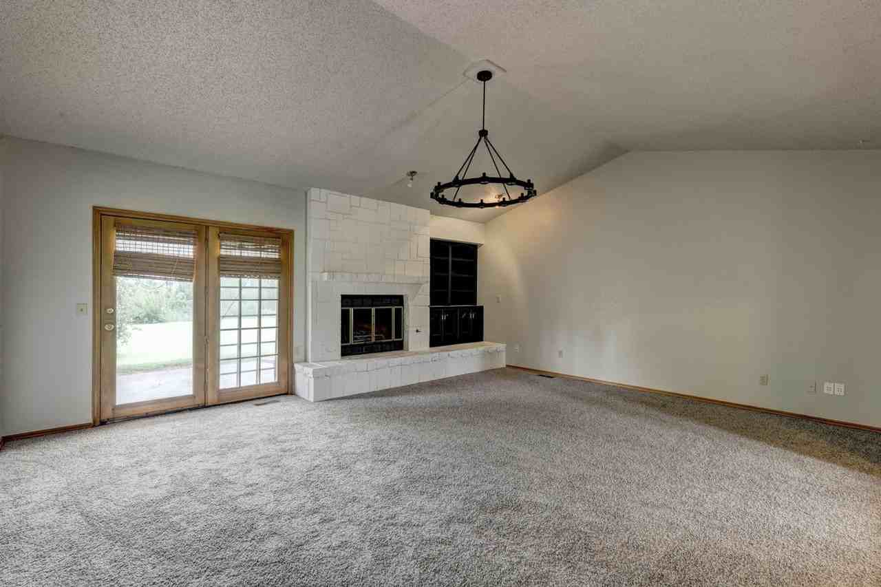 1907 E Ensey Ter - Photo 3 of 25