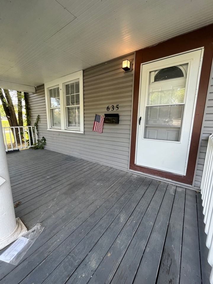 635 Seymour Ave - Photo 2 of 16