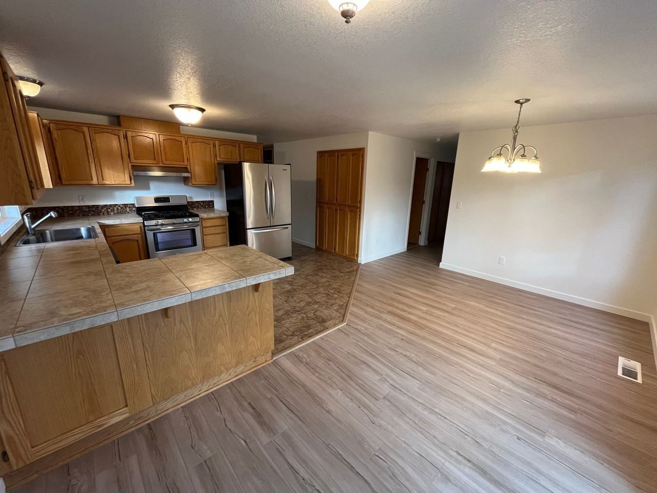 1865 Ne Windy Tree Ct - Photo 7 of 18