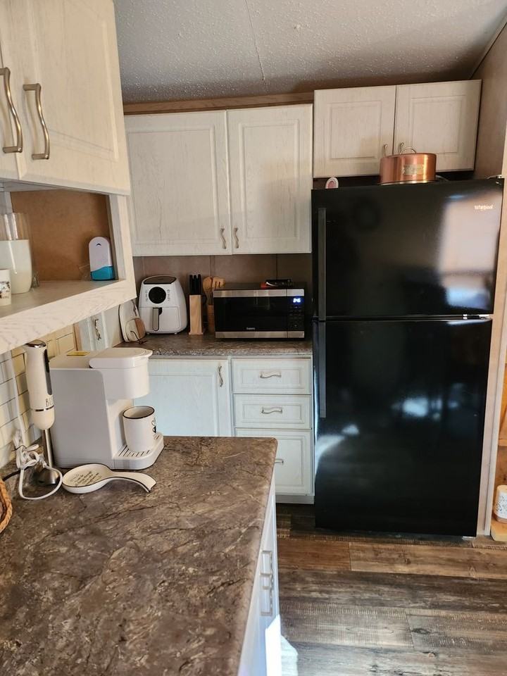 5714 S Gordon Rd - Photo 2 of 11