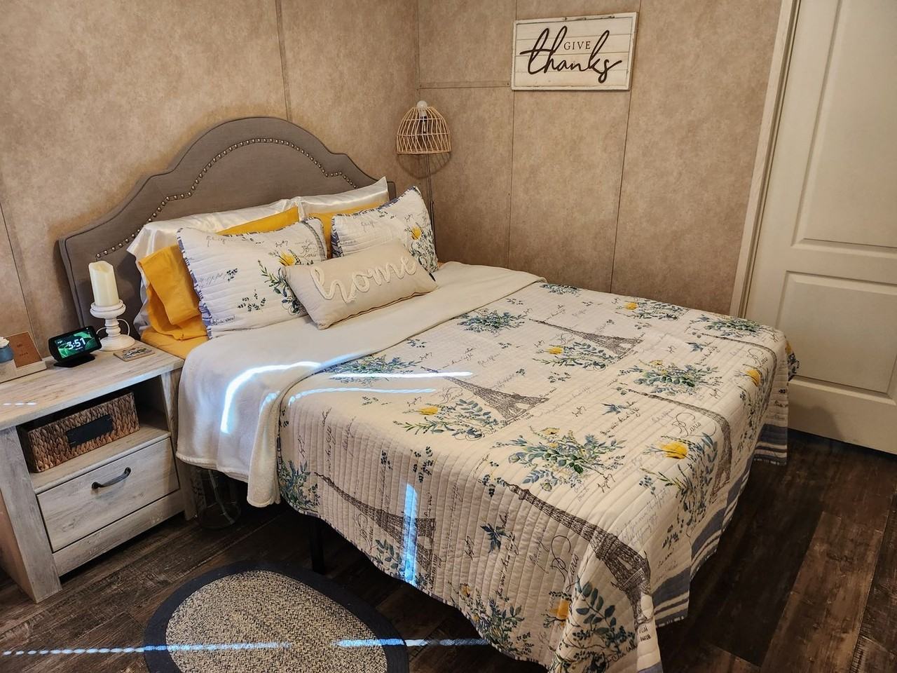 5714 S Gordon Rd - Photo 6 of 11