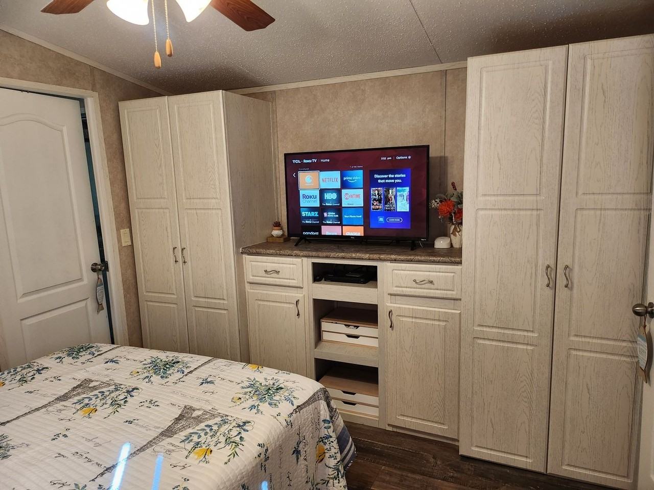 5714 S Gordon Rd - Photo 7 of 11