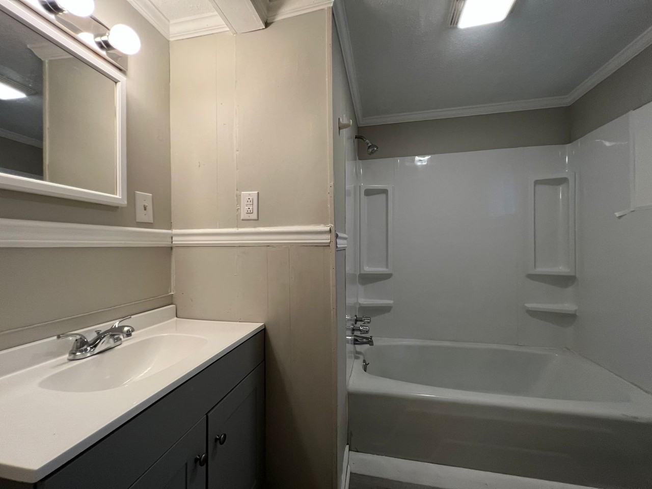102 Neighborhood St - Photo 5 of 8