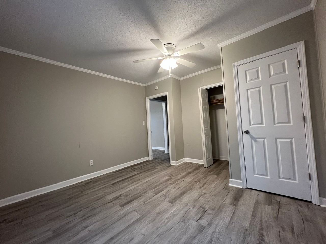 102 Neighborhood St - Photo 7 of 8