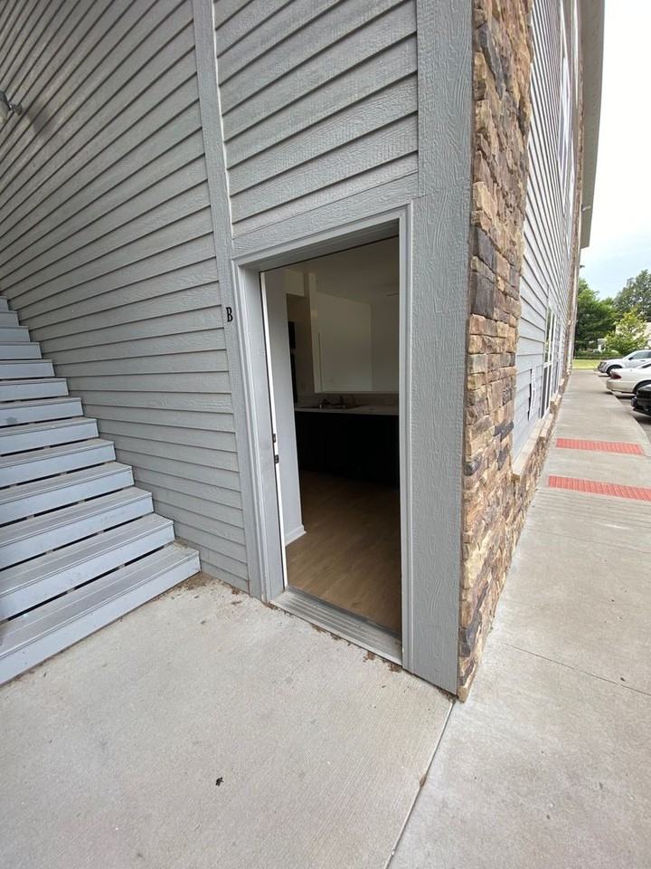 404 404 Jefferson St - 404 Jefferson St. #B - Photo 7 of 8