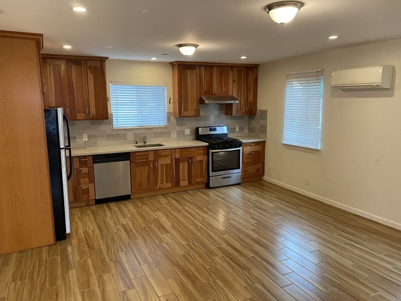 117 Merrydale Rd - Photo 3 of 12