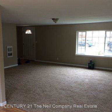 225 Brown St - Photo 3 of 9