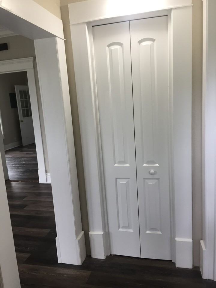 921 3rd St - Photo 2 of 9
