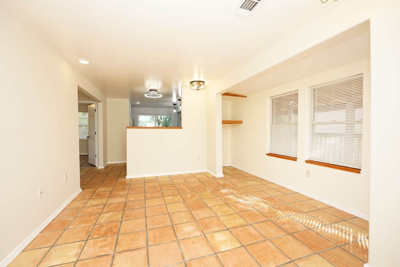 616 Cypress Dr - Photo 7 of 29