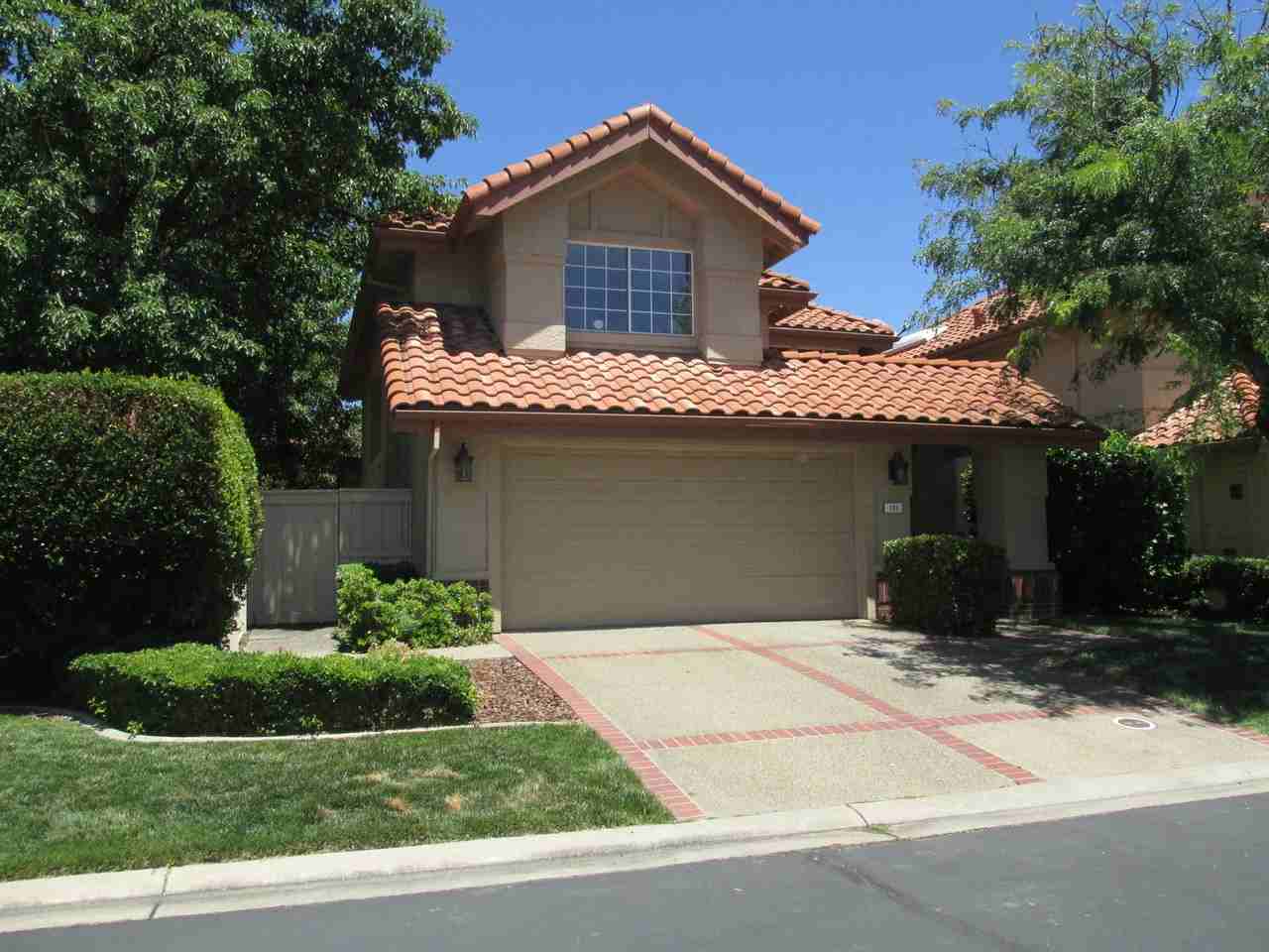 101 Big Springs Dr - Photo 3 of 19