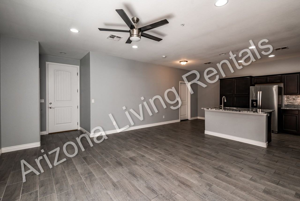 733 Pala Mesa Dr - Photo 4 of 28