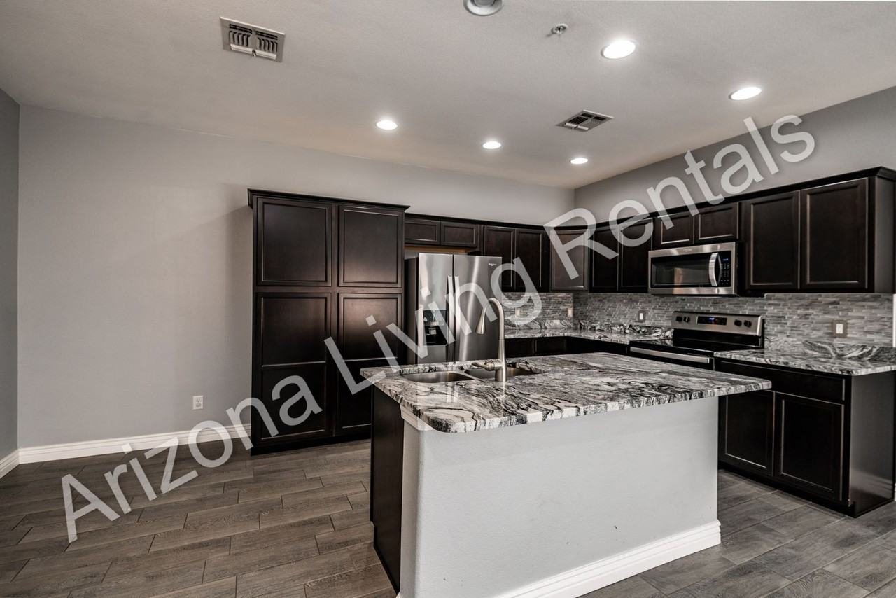 733 Pala Mesa Dr - Photo 6 of 28