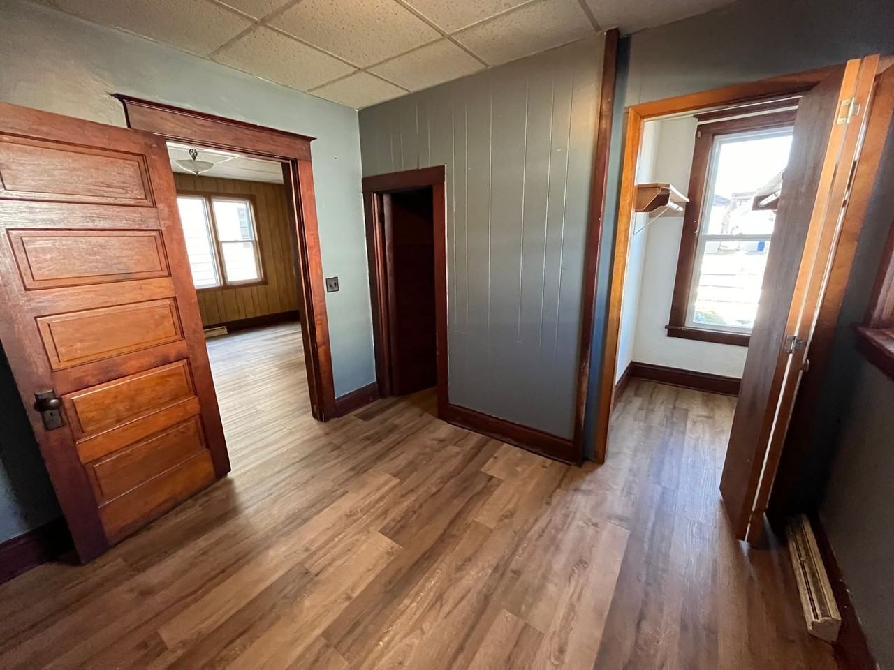 107 Logan St - Photo 3 of 23