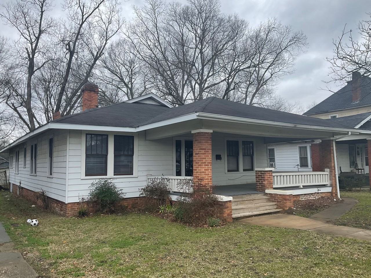 1516 5th Ave N - Photo 2 of 18