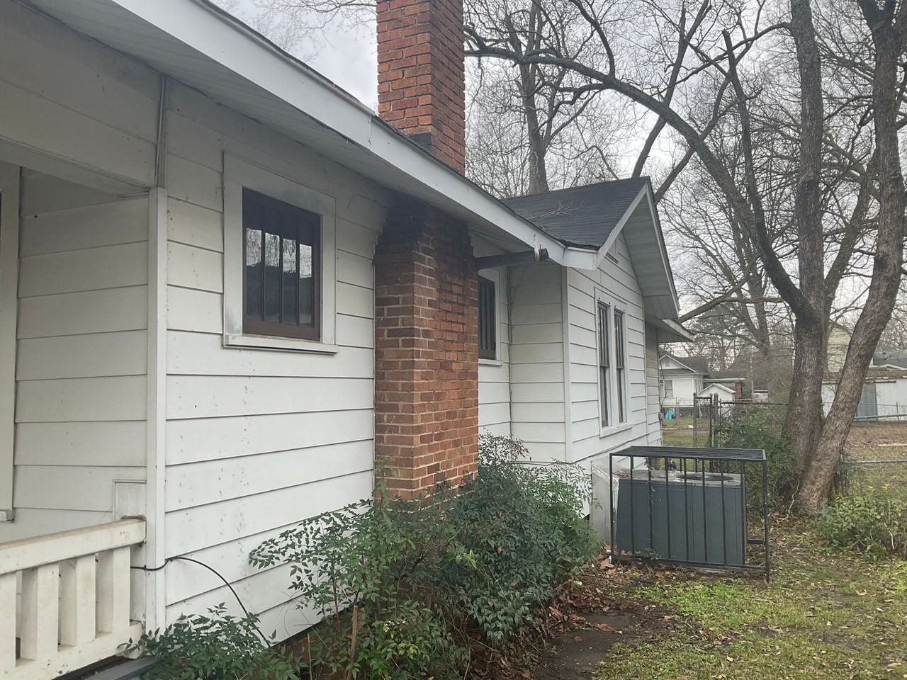 1516 5th Ave N - Photo 3 of 18