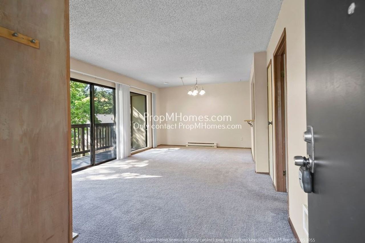 7744 Sw Barnes Rd #E - Photo 3 of 17