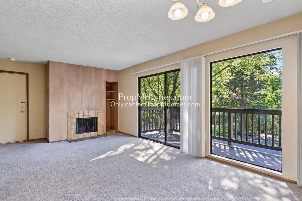 7744 Sw Barnes Rd #E - Photo 4 of 17