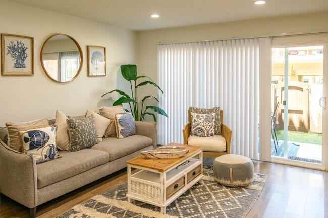 21661 Brookhurst St - Photo 7 of 23