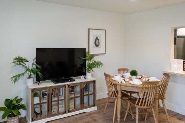 21661 Brookhurst St - Photo 5 of 23