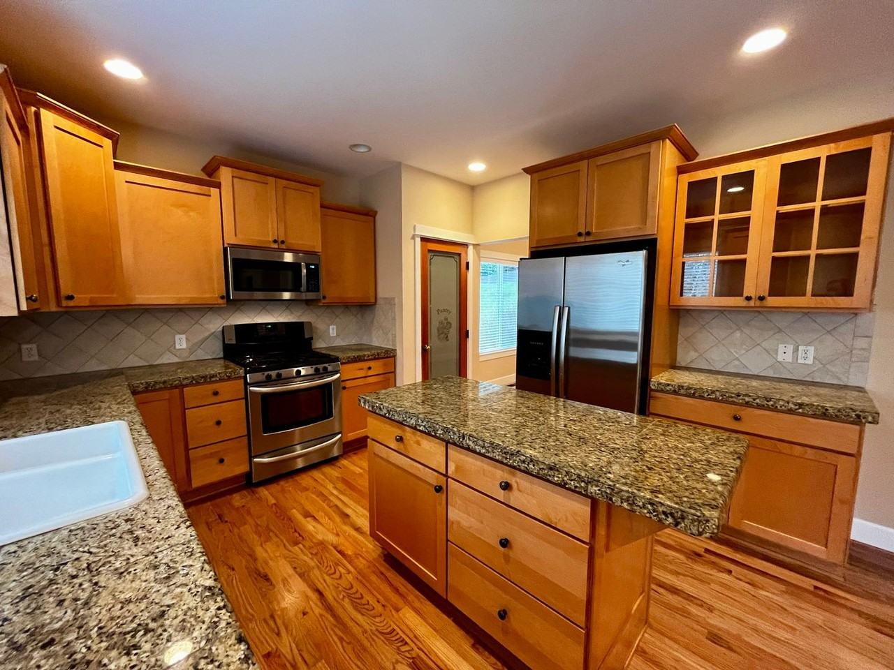 5681 Ne Wild Cherry Ln - Photo 3 of 31