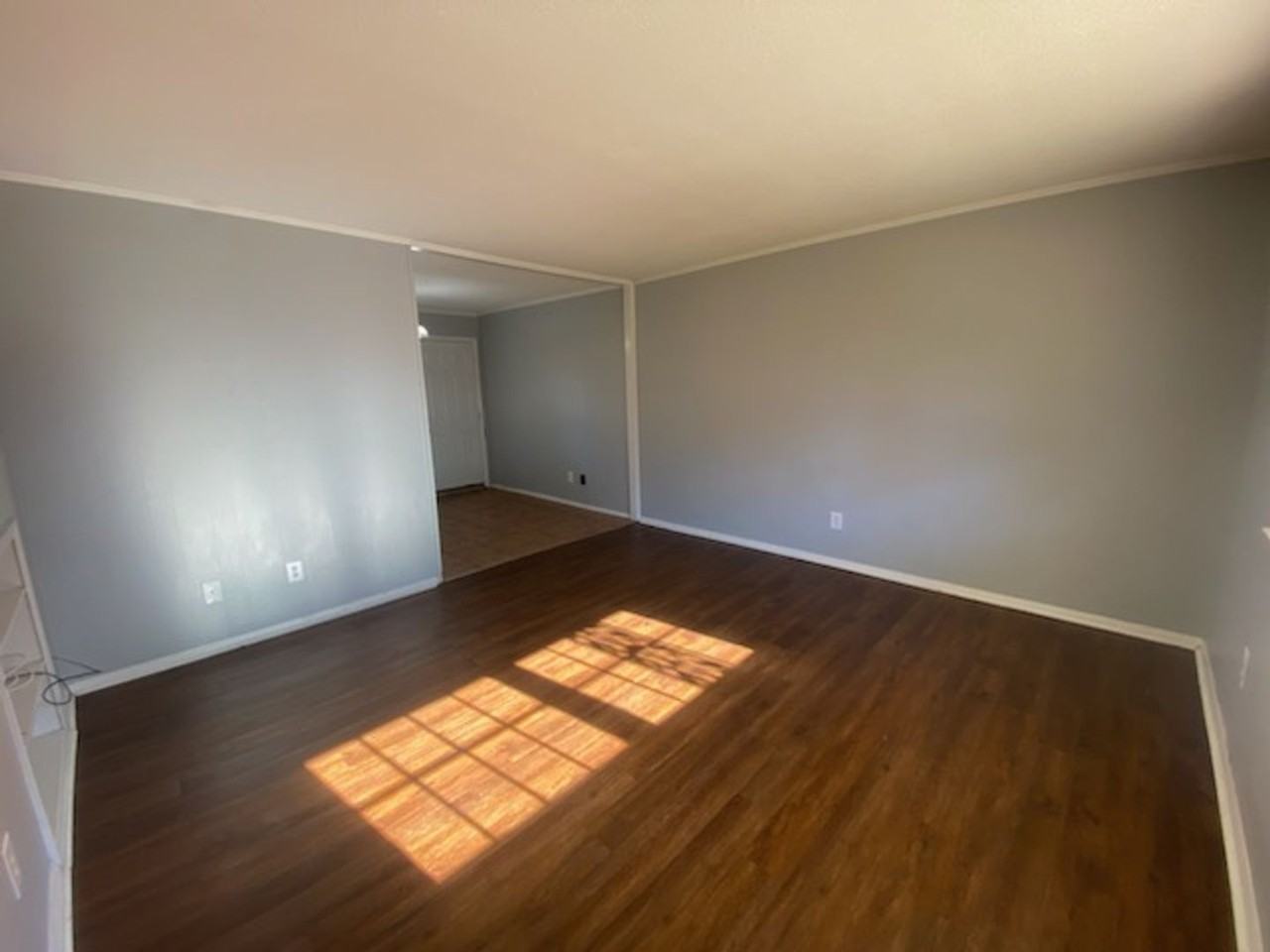 4206 S Dowfield Dr - Photo 2 of 9