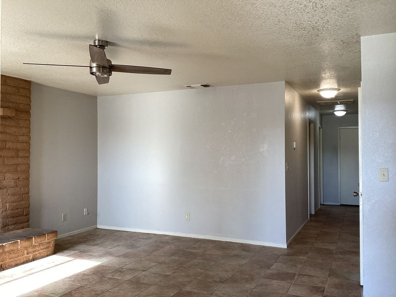 3325 E Pine Ave - Photo 2 of 17