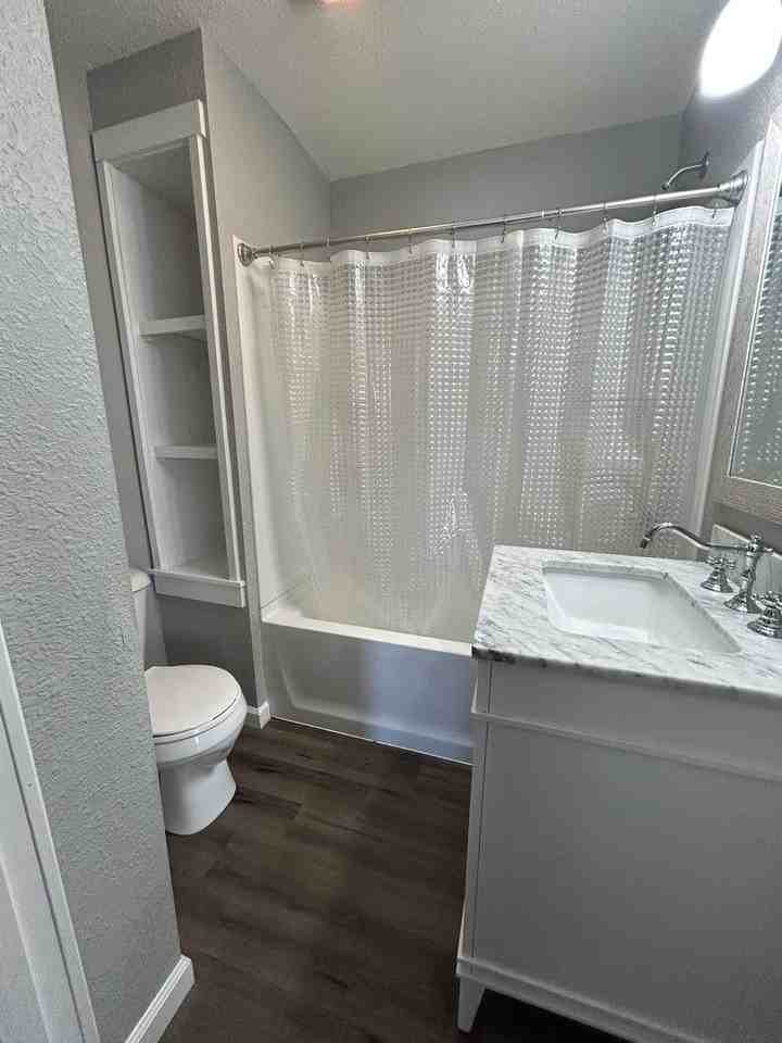 1102 S Jersey Ave - Photo 6 of 9
