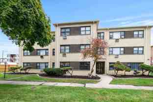 8039 S. King Dr. - Photo 1 of 1