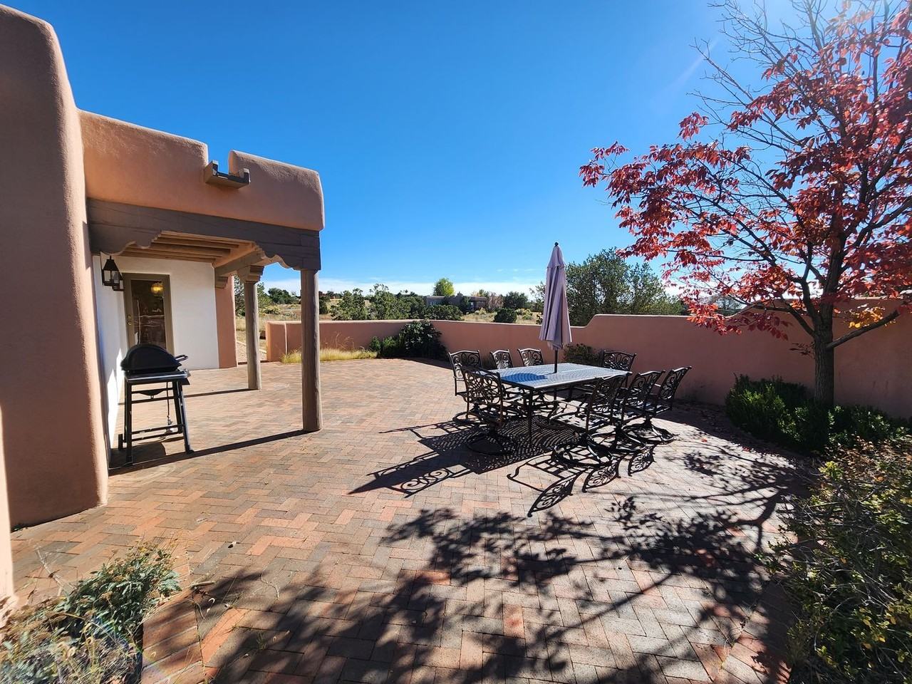 4 Avenida Buena Ventura - Photo 3 of 34