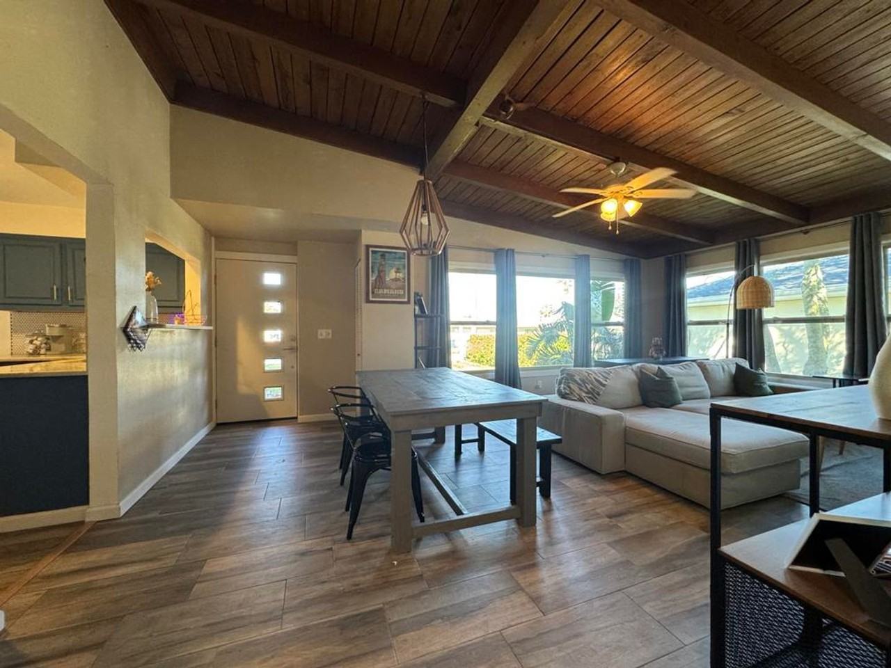 115 5th St - Photo 6 of 16