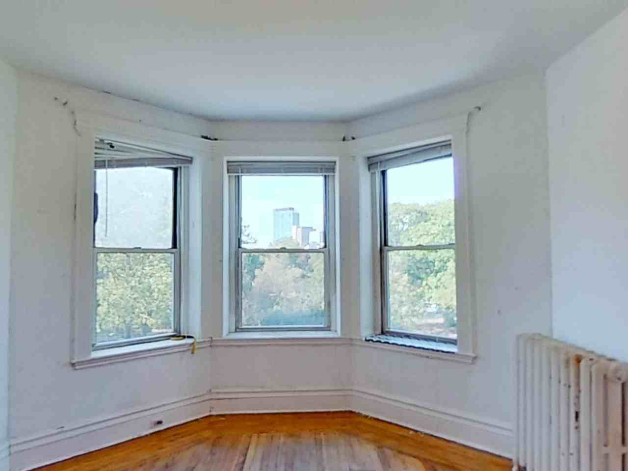 80 Fenway - Photo 2 of 19