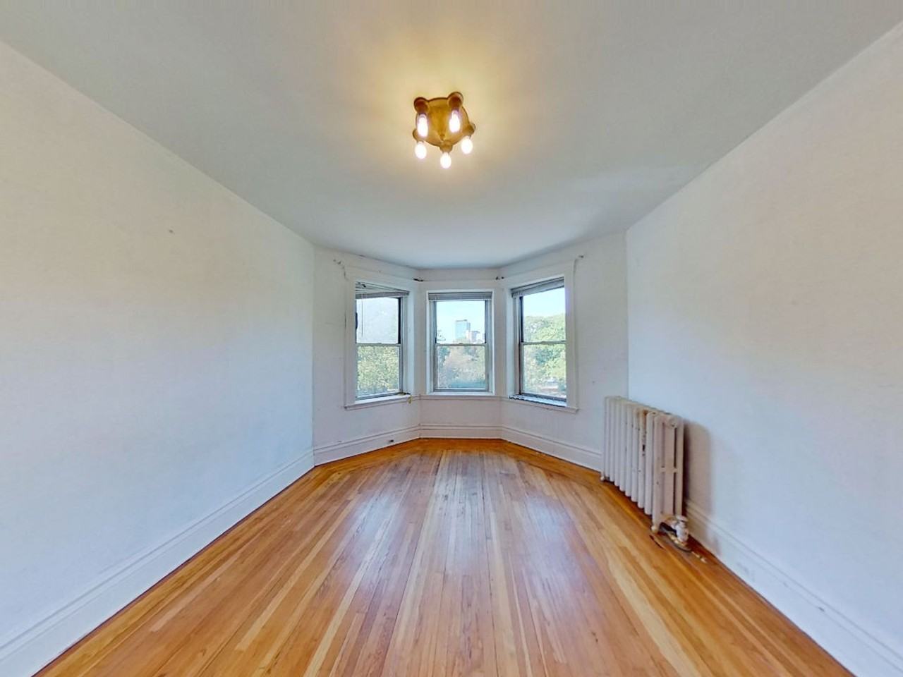 80 Fenway - Photo 3 of 19