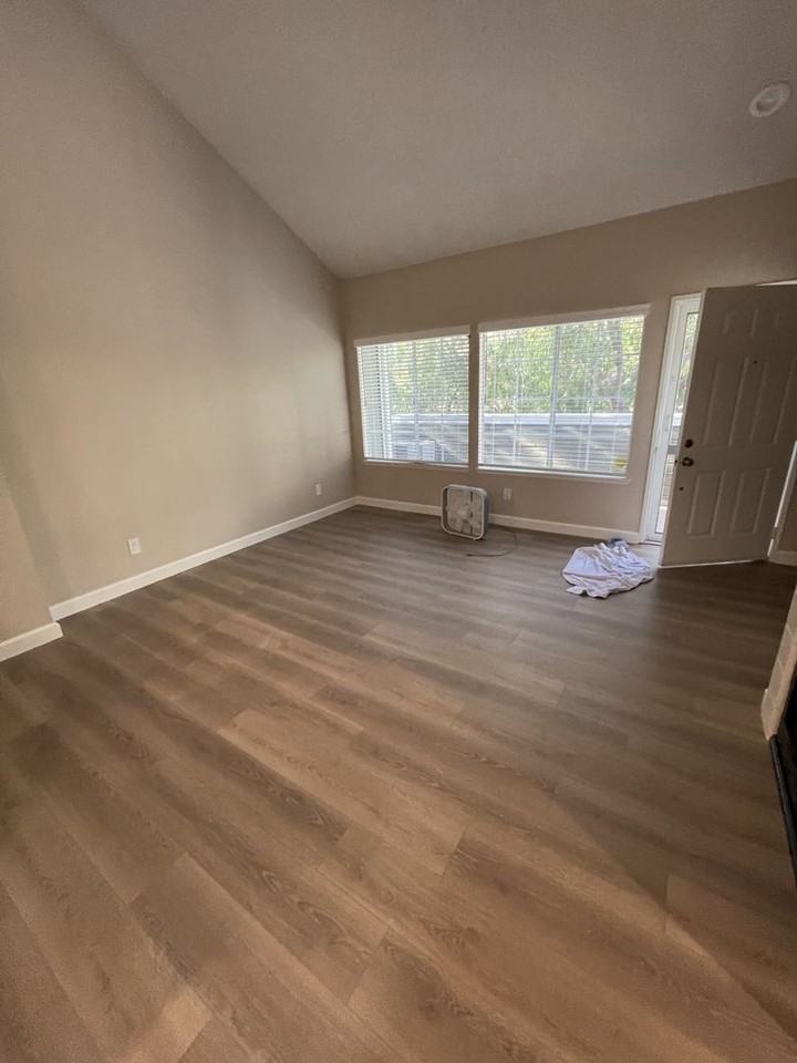 13221 Flemington Ct - Photo 2 of 13