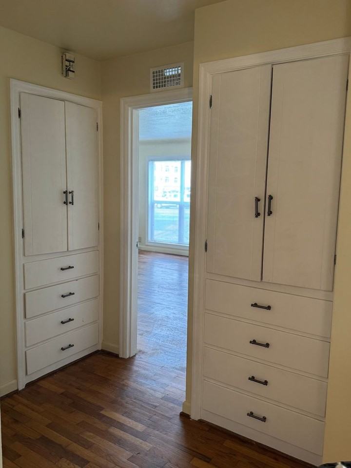 2008 E College Way - Photo 7 of 13