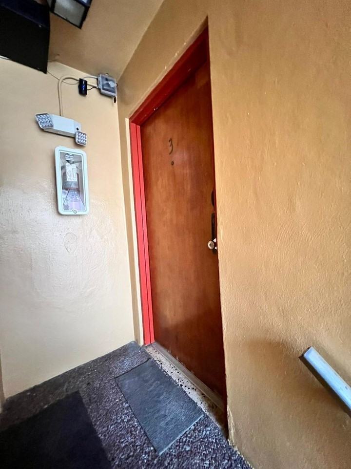 1912 Sw 2nd St #4 - Photo 5 of 31