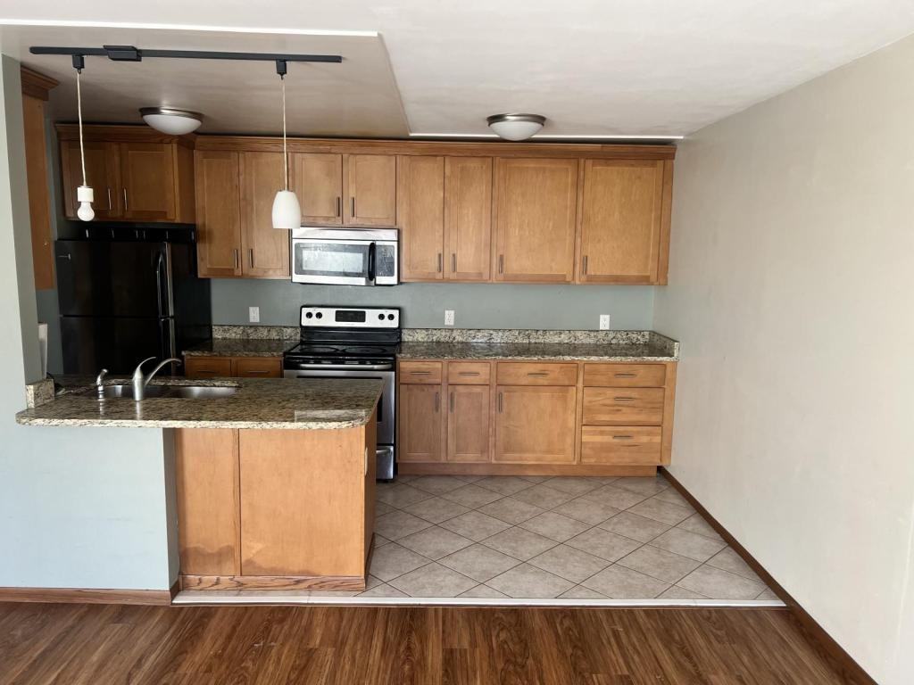 2630 Chicago Ave - Photo 2 of 6