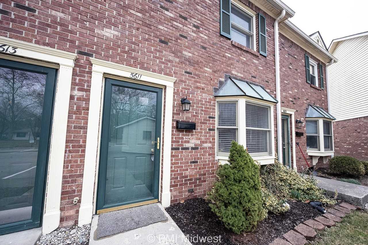 5611 N Rural St - Photo 3 of 33