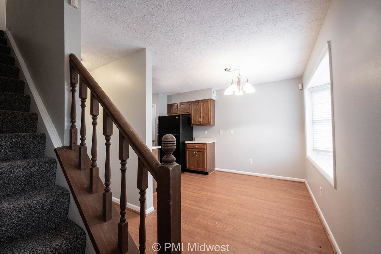 5611 N Rural St - Photo 5 of 33