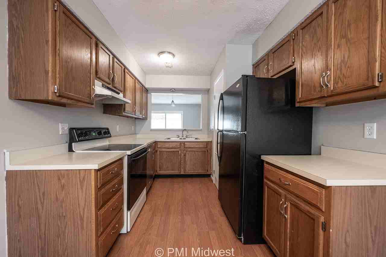 5611 N Rural St - Photo 7 of 25