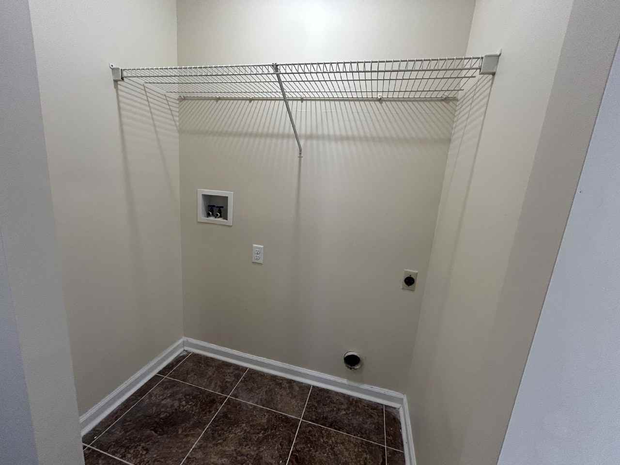 94 Scott Spencer Rd - Photo 4 of 12