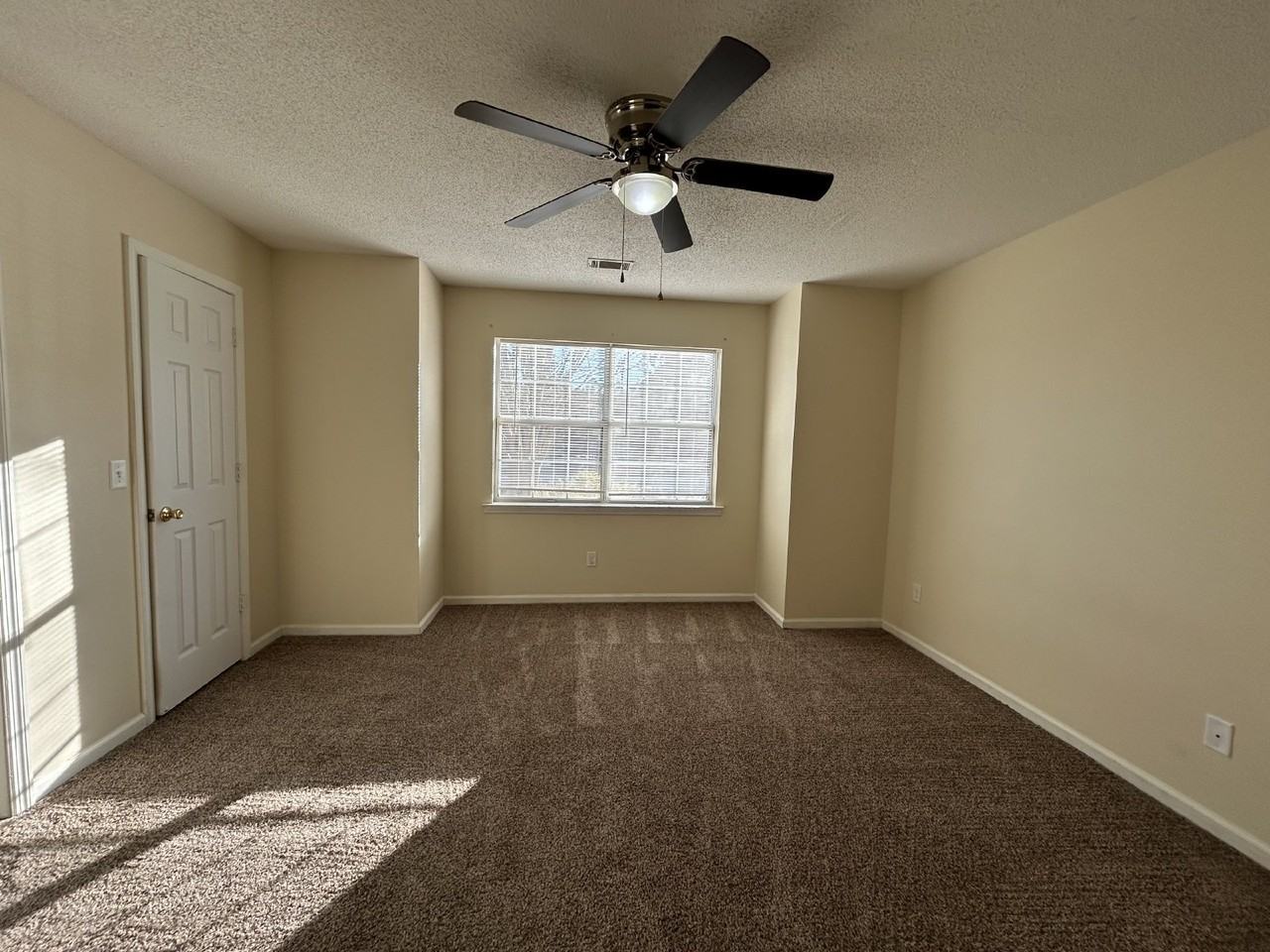 94 Scott Spencer Rd - Photo 7 of 12