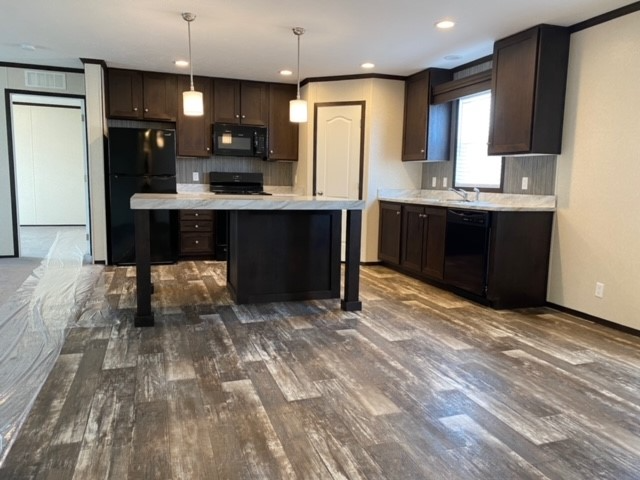 1009 Pebble Creek Ct - Photo 2 of 13