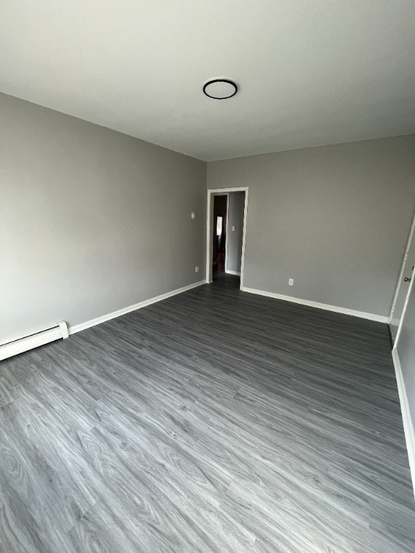 235 Collins St #S3A - Photo 3 of 7