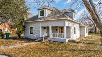 614 S Grand Ave - Photo 1 of 1