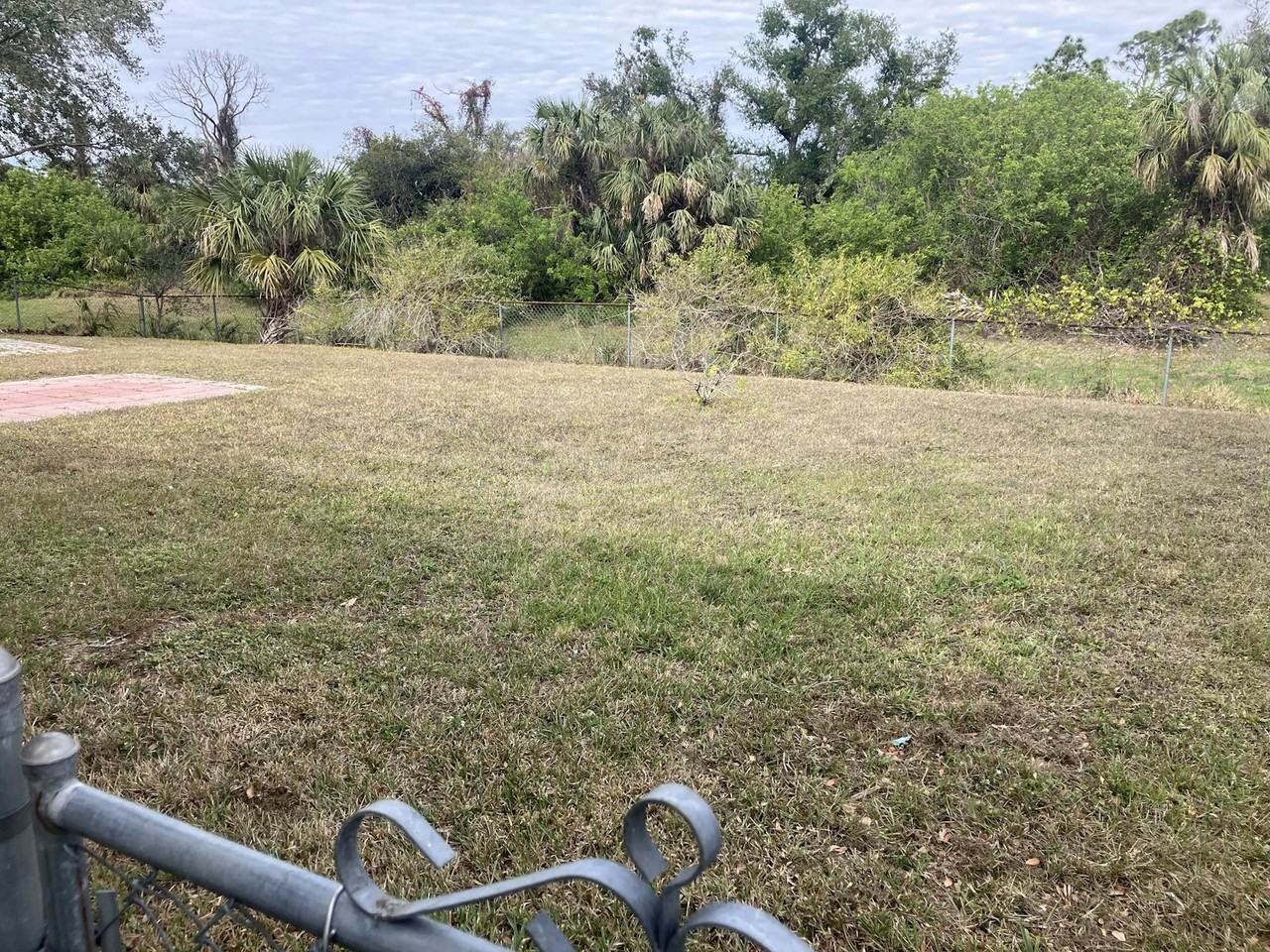 4410 Cazes Avenue - Photo 4 of 23