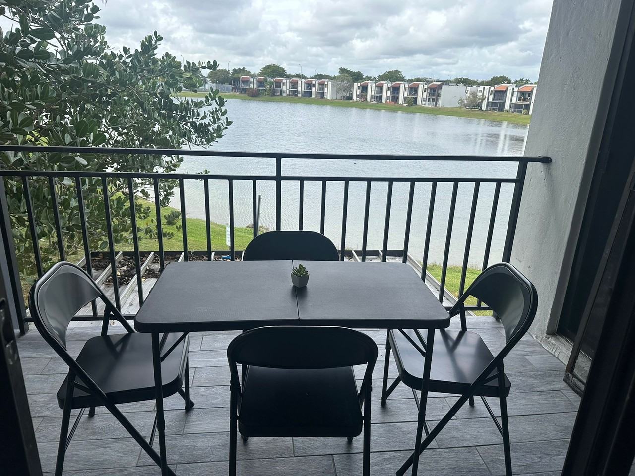 480 W Park Dr - Photo 3 of 7